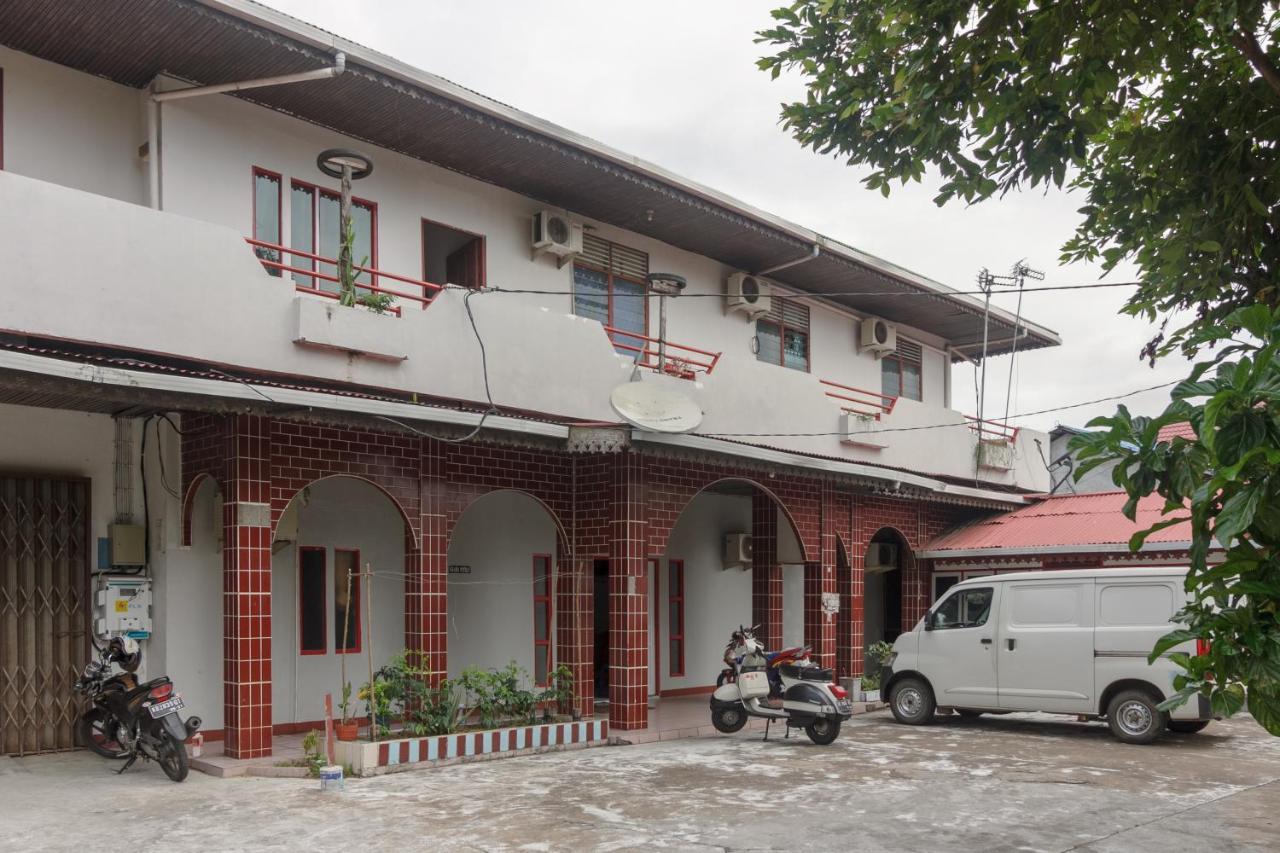 Koolkost Syariah Near Ayani Mega Mall Pontianak Extérieur photo