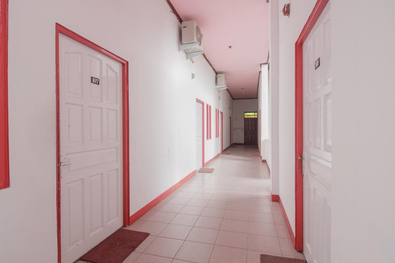 Koolkost Syariah Near Ayani Mega Mall Pontianak Extérieur photo